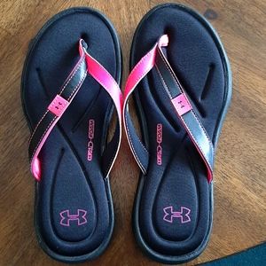 Under Armour 4D Foam Sandals Size 9